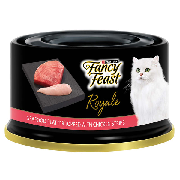 Fancy Feast Royale Seafood Platter Topped with Chicken Strips 85g